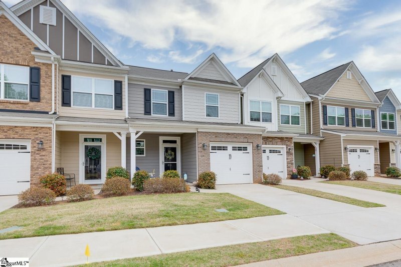 Property image 2 at 811 Appleby Drive, Simpsonville, SC 29681