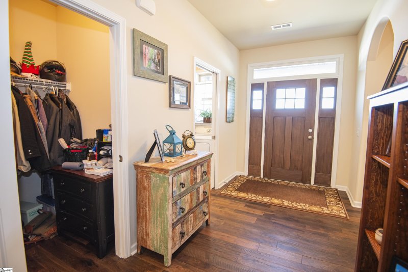 Property image 5 at 104 Colewood Place, Simpsonville, SC 29681