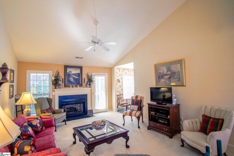 Property image 3 at 211 Lexington Place Way, Greenville, SC 29615