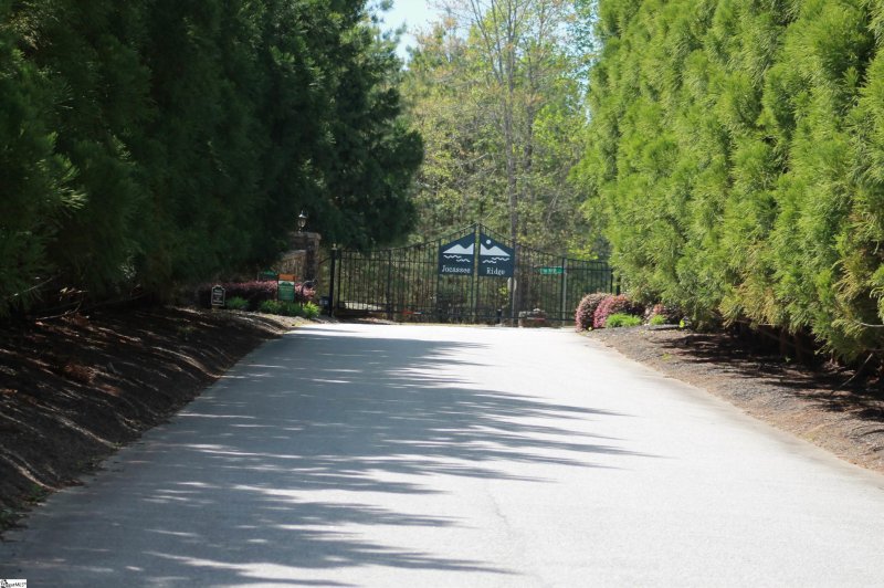 Property image 2 at E26 Jocassee Ridge Way, Salem, SC 29676