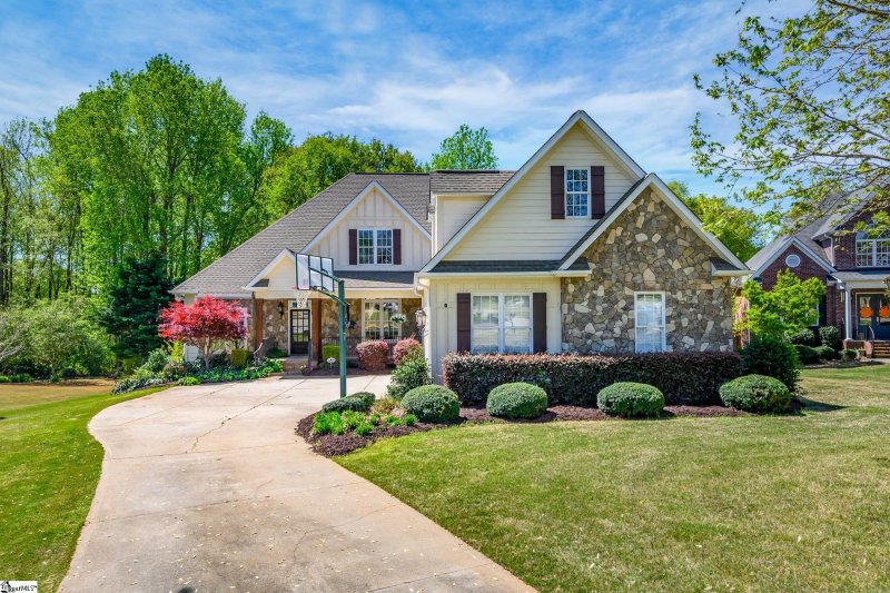 Property image 2 at 3 Fife Court, Simpsonville, SC 29681