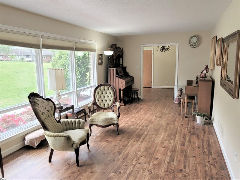 Property image 4 at 107 Kennedy Street, Easley, SC 29642