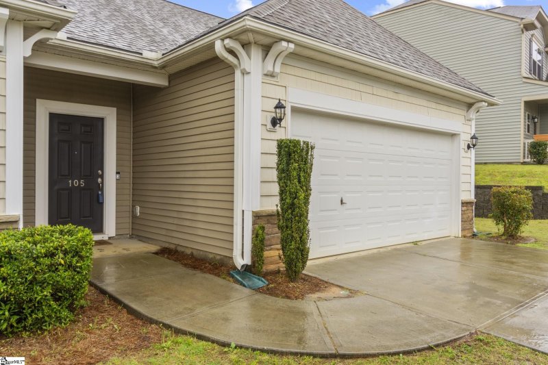 Property image 3 at 105 Odie Drive, Simpsonville, SC 29681