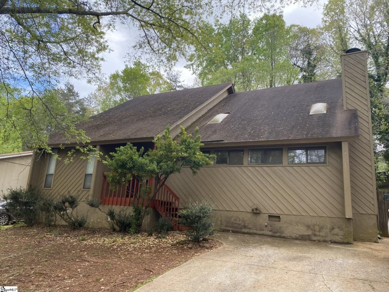Property image 2 at 1404 Winding Way, Taylors, SC 29687