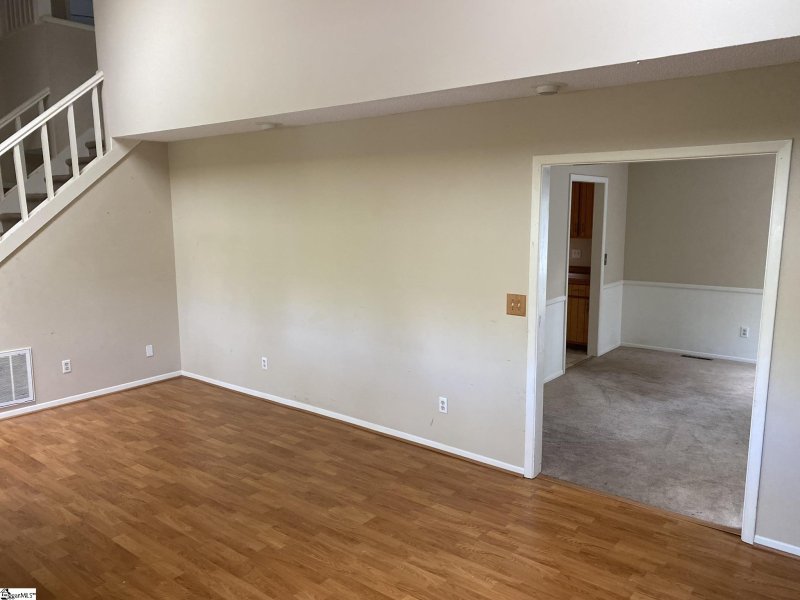 Property image 4 at 1404 Winding Way, Taylors, SC 29687