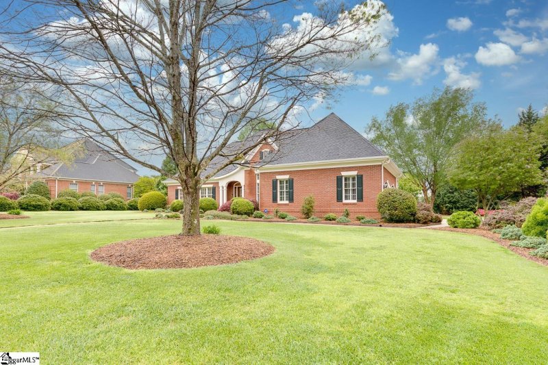 Property image 3 at 405 Providence Way, Easley, SC 29642