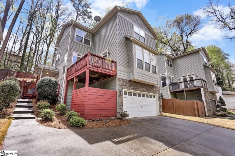 Property image 2 at 126 Brookside Circle, Greenville, SC 29609