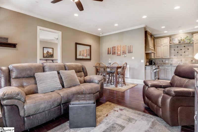 Property image 4 at 606 Village Square Drive, Travelers Rest, SC 29690