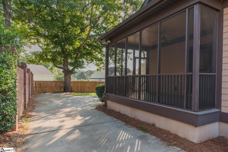 Property image 4 at 310 Newfort Place, Greenville, SC 29607