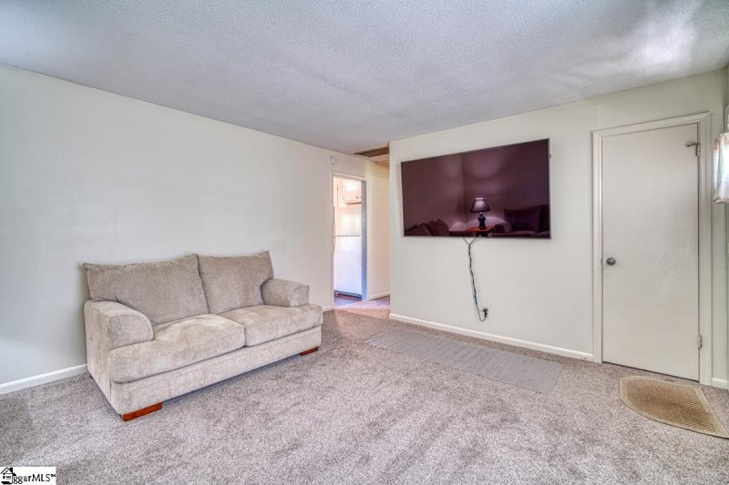 Property image 4 at 113 Larkspur Lane, Spartanburg, SC 29301