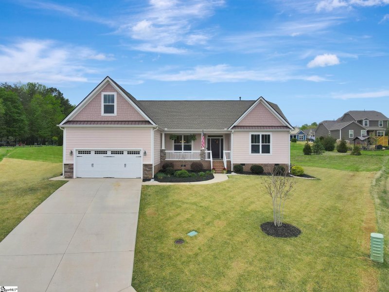 Property image 2 at 604 Snowshoe Court, Travelers Rest, SC 29690