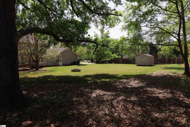 Property image 2 at 207 Fairfax Road, Easley, SC 29642