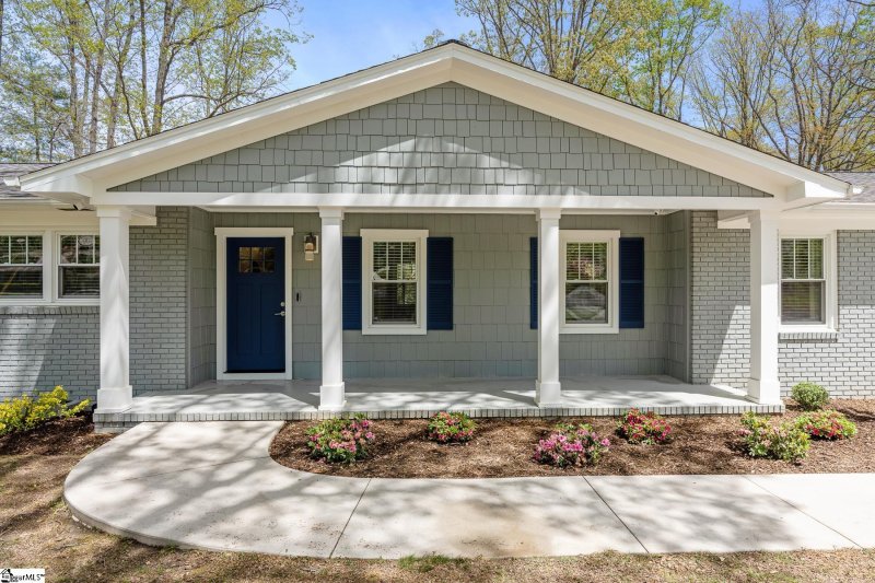 Property image 3 at 30 Greenwood Avenue, Greenville, SC 29615