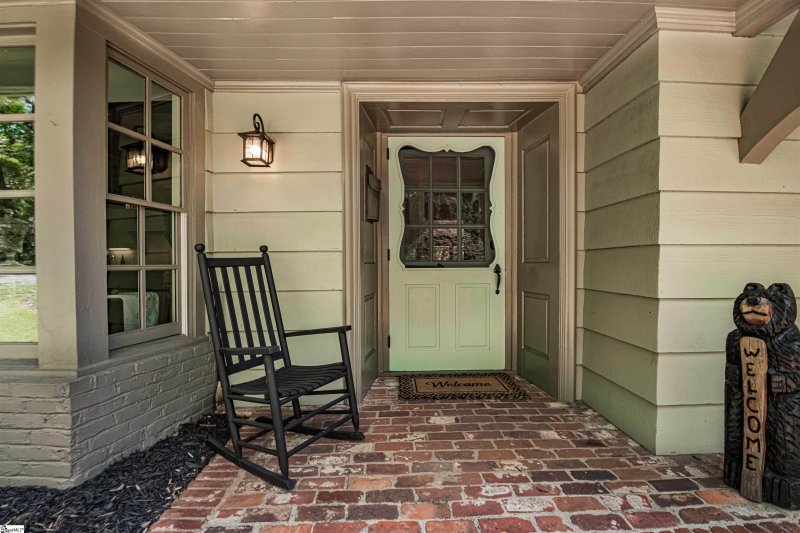 Property image 4 at 9 Hermitage Road, Greenville, SC 29615