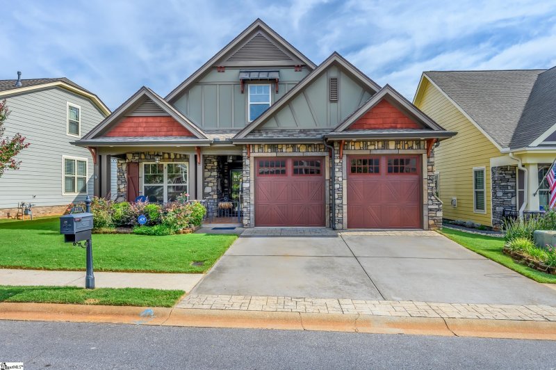 Property image 2 at 115 Cherrybark Lane, Taylors, SC 29687