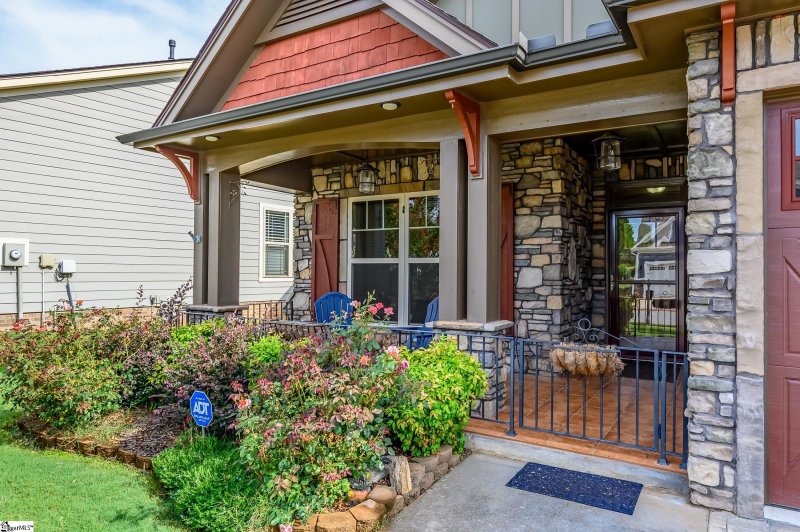 Property image 3 at 115 Cherrybark Lane, Taylors, SC 29687