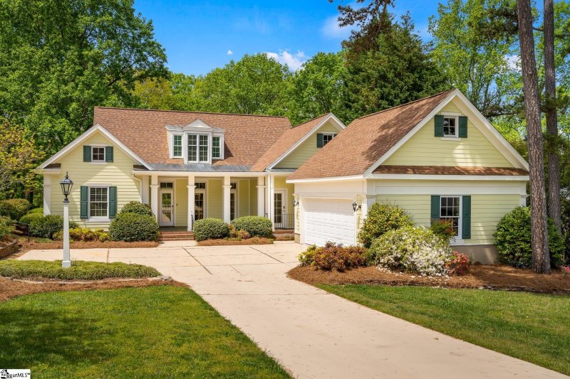 Property image 2 at 222 Sheffield Road, Greer, SC 29651