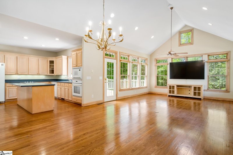 Property image 4 at 222 Sheffield Road, Greer, SC 29651