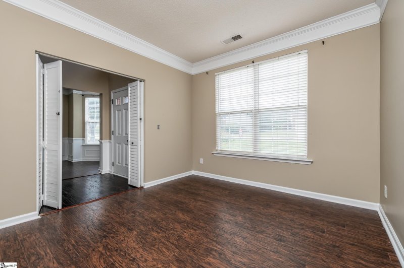 Property image 4 at 11 Stonewater Drive, Simpsonville, SC 29680-7138