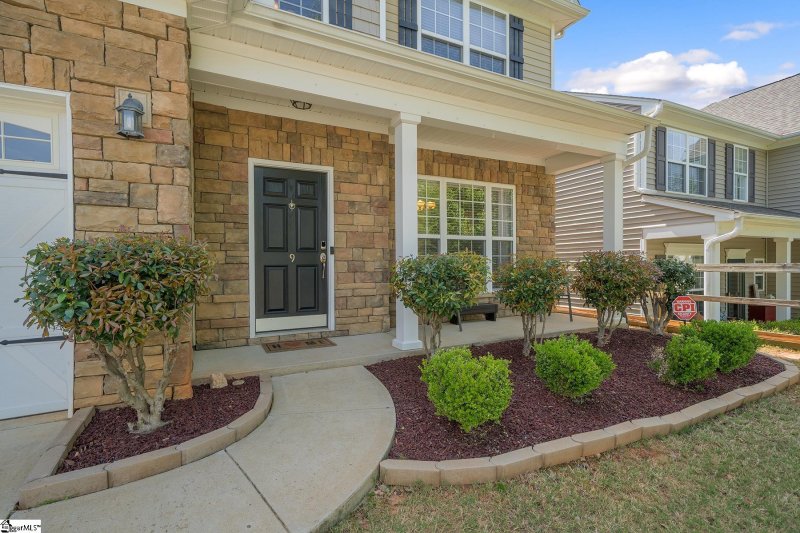 Property image 3 at 9 Valley Fall Court, Greer, SC 29650