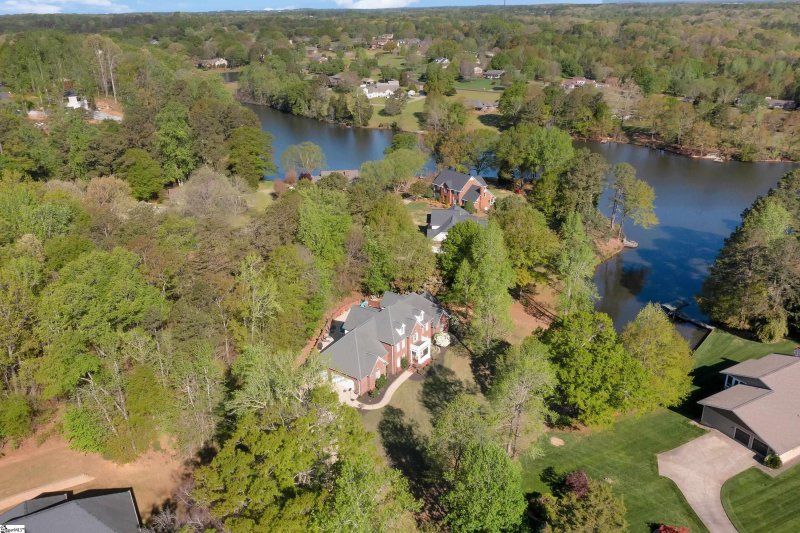 Property image 2 at 113 A Sorrento Drive, Moore, SC 29369