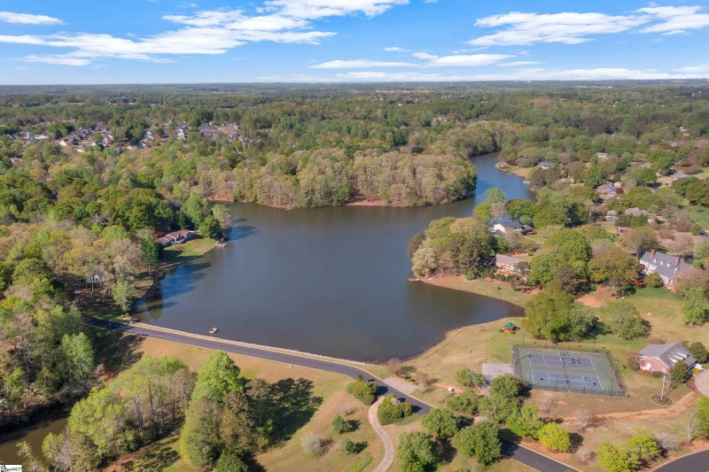 Property image 3 at 113 A Sorrento Drive, Moore, SC 29369