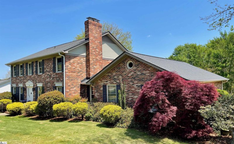 Property image 2 at 406 Mount Vernon Road, Greer, SC 29651-1751