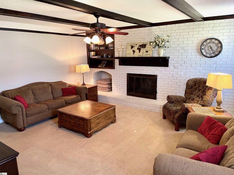 Property image 5 at 406 Mount Vernon Road, Greer, SC 29651-1751