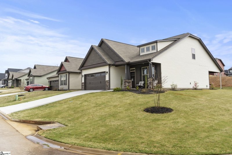 Property image 2 at 1000 Spruce Grove Road, Duncan, SC 29334