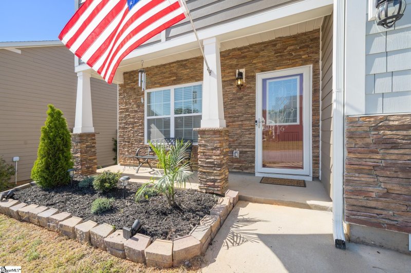 Property image 2 at 6 Hartwood Lake Lane, Greer, SC 29650