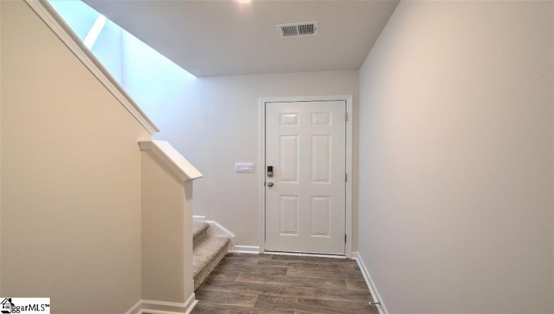 Property image 2 at 308 Oakmont Valley Trail, Seneca, SC 29678