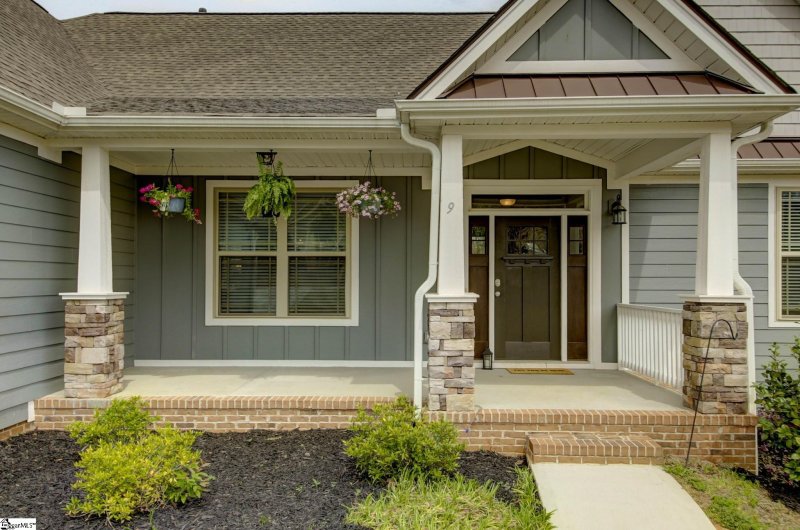 Property image 3 at 9 San Bruno Court, Greer, SC 29651