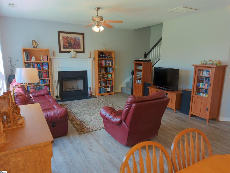 Property image 4 at 132 Slate Drive, Boiling Springs, SC 29316