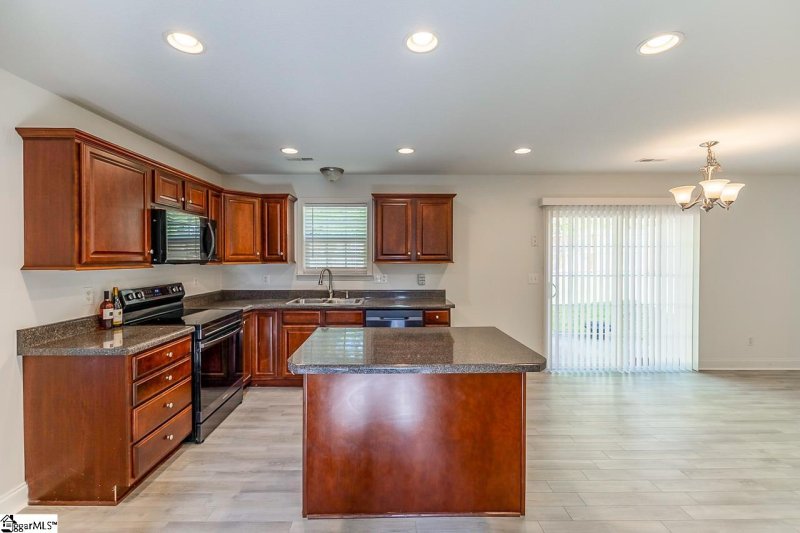 Property image 2 at 102 Falling Spring Court, Simpsonville, SC 29681