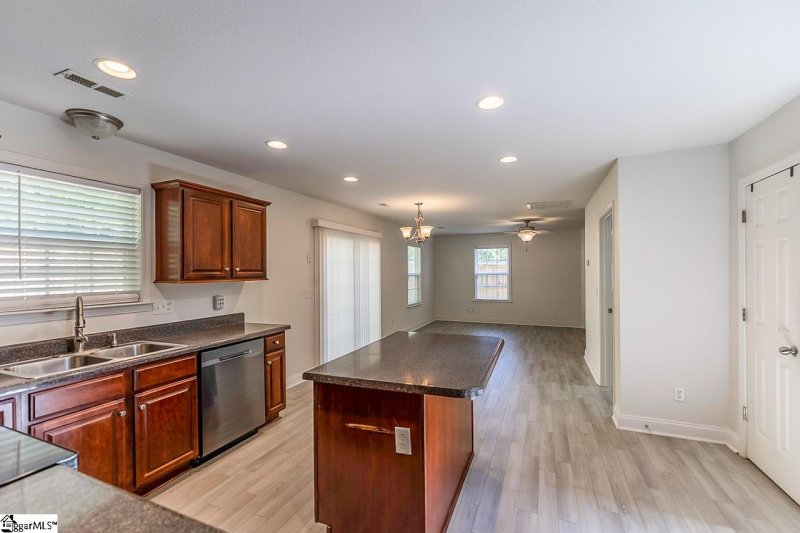 Property image 3 at 102 Falling Spring Court, Simpsonville, SC 29681