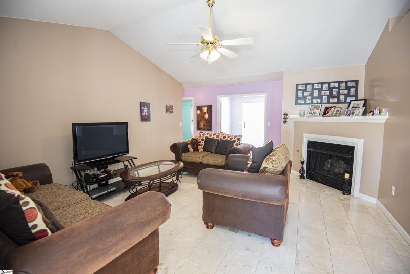 Property image 5 at 110 Kingscreek Drive, Greer, SC 29650