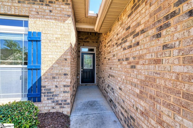 Property image 3 at 203 Reedy Springs Lane, Greenville, SC 29605
