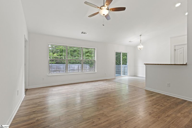 Property image 4 at 248 Applehill Way, Simpsonville, SC 29681