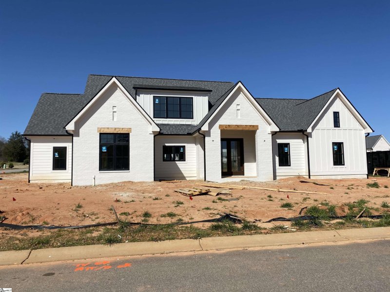 Property image 2 at 501 Rustic Outland Drive, Simpsonville, SC 29681