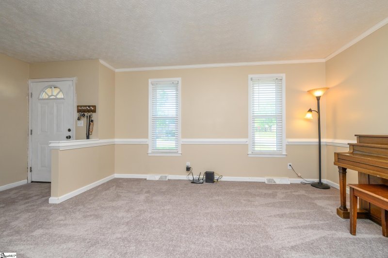 Property image 5 at 100 Newgate Drive, Simpsonville, SC 29681