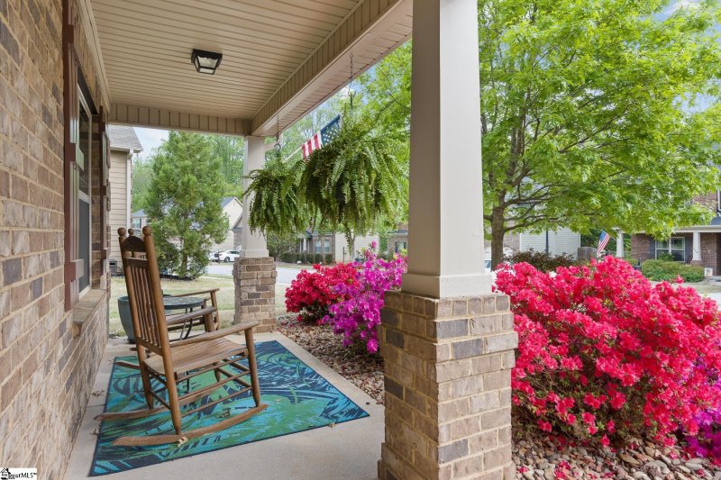 Property image 3 at 223 Dairwood Drive, Simpsonville, SC 29680