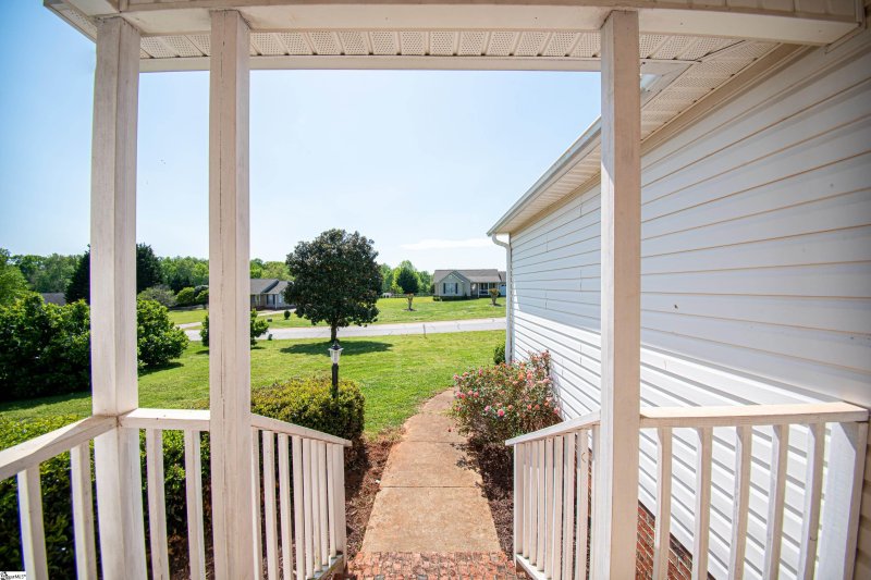Property image 3 at 315 Tartan Court, Boiling Springs, SC 29316-5849