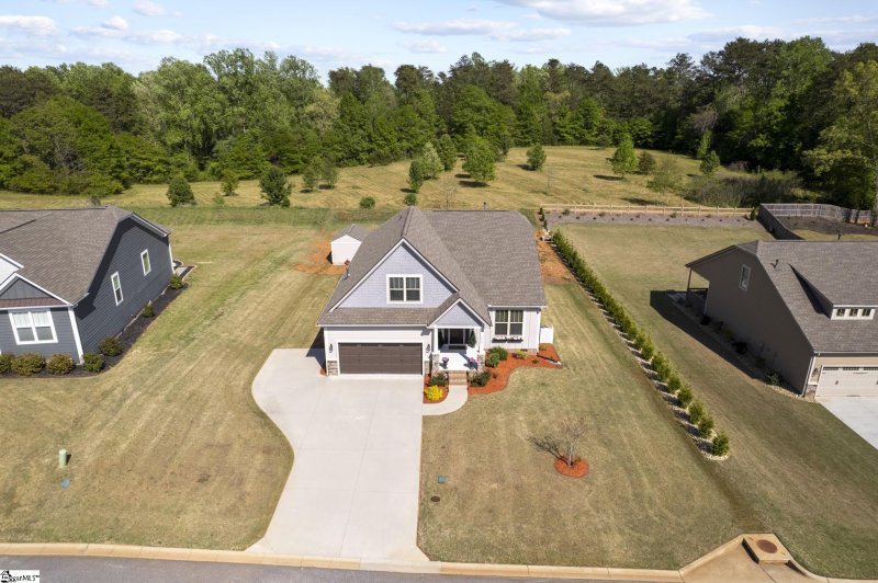 Property image 3 at 213 Timbertrail Way, Travelers Rest, SC 29690