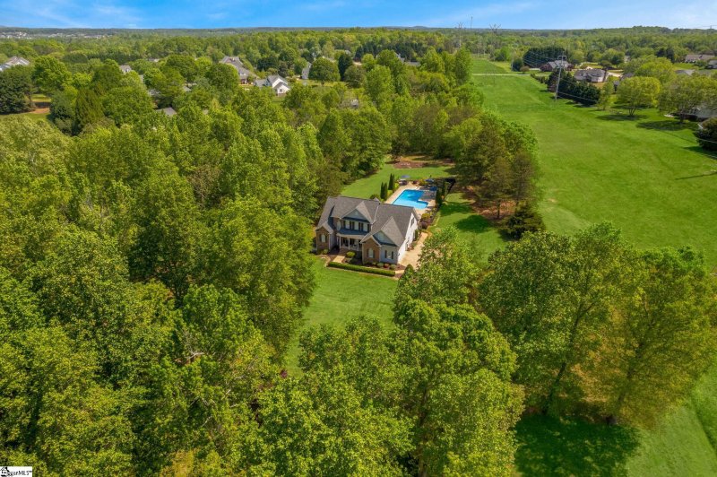 Property image 3 at 15 S Silver View Lane, Greer, SC 29651