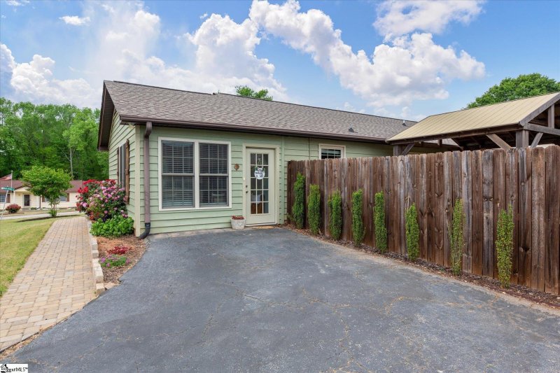 Property image 5 at 119 Greenridge Drive, Moore, SC 29369