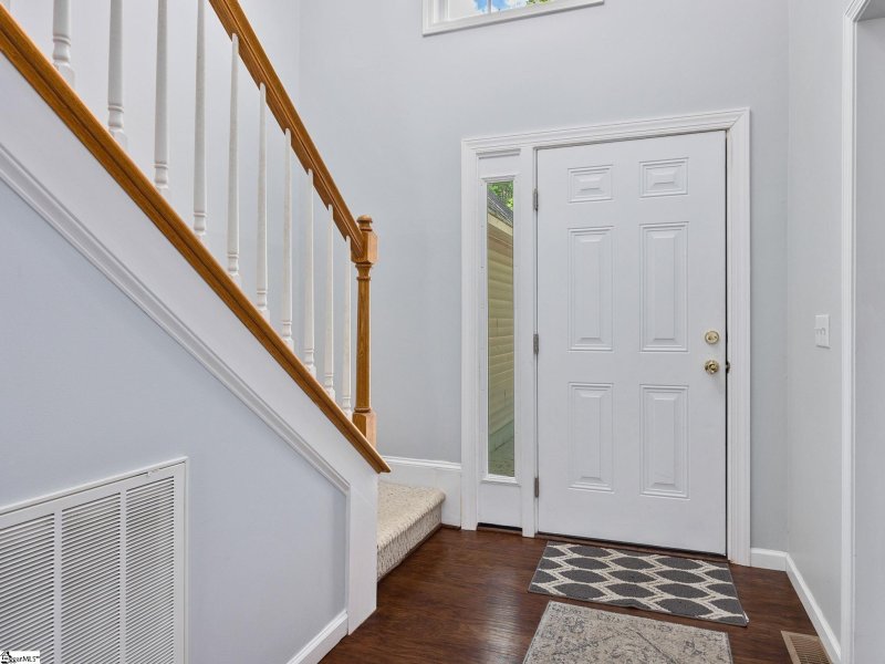 Property image 3 at 212 Palmetto Circle, Greer, SC 29651