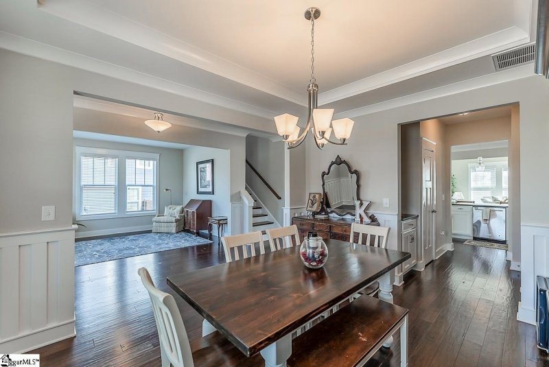 Property image 4 at 704 Lockhurst Drive, Simpsonville, SC 29681