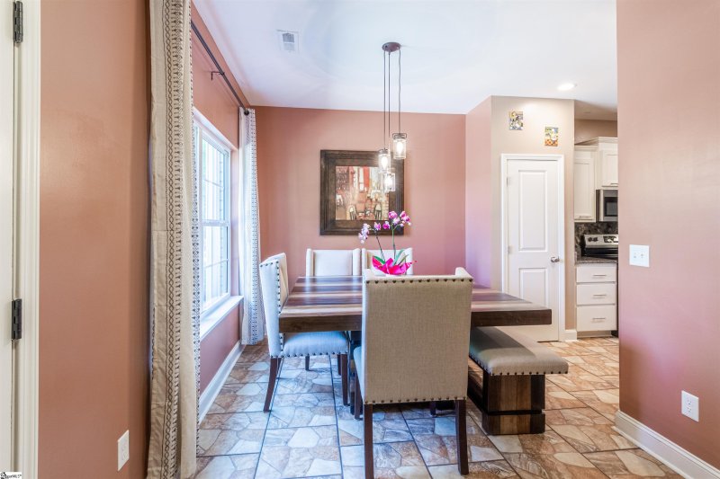 Property image 3 at 100 Village Court, Greer, SC 29651