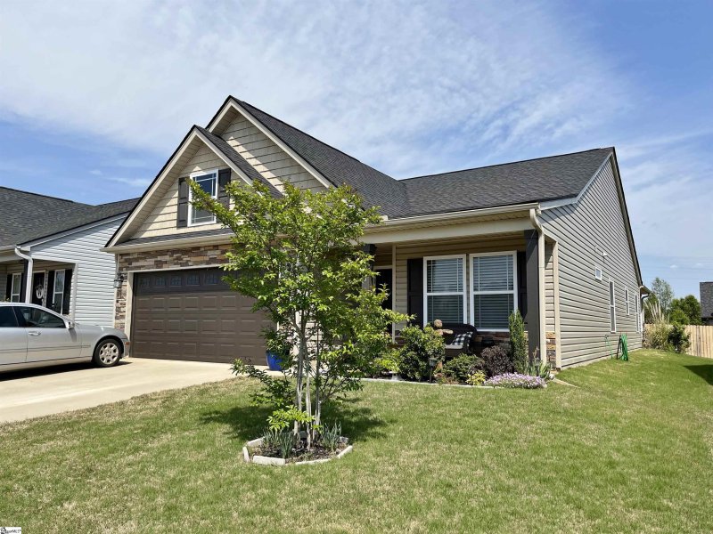 Property image 2 at 258 Highland Springs Loop, Inman, SC 29349