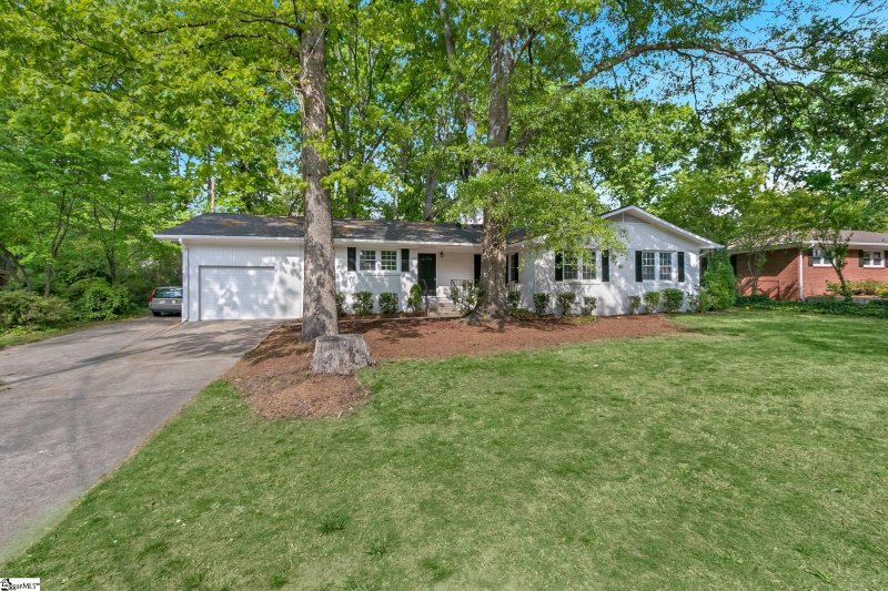 Property image 2 at 409 Cherokee Drive, Greenville, SC 29615